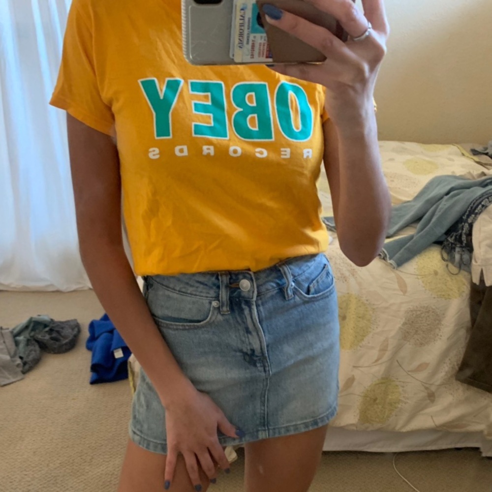 OBEY xs shirt!